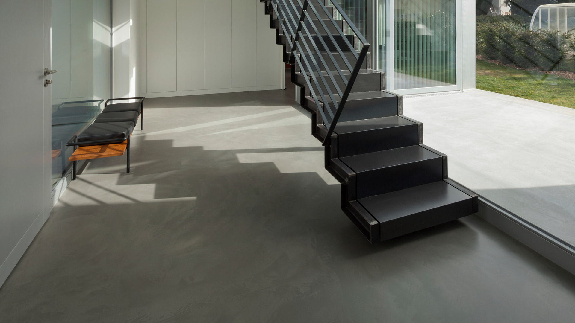 Errelab crea in resina rivestimenti per pavimenti e pareti Resina a pavimento